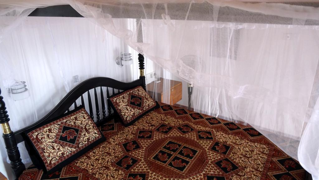 Salt Lake Cabanas & Restaurant Tangalle Ngoại thất bức ảnh
